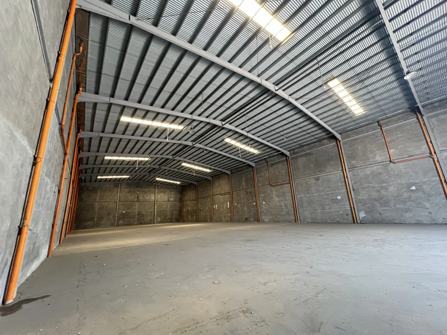 Apm Park Center | 965sqm Warehouse for Rent in Rizal