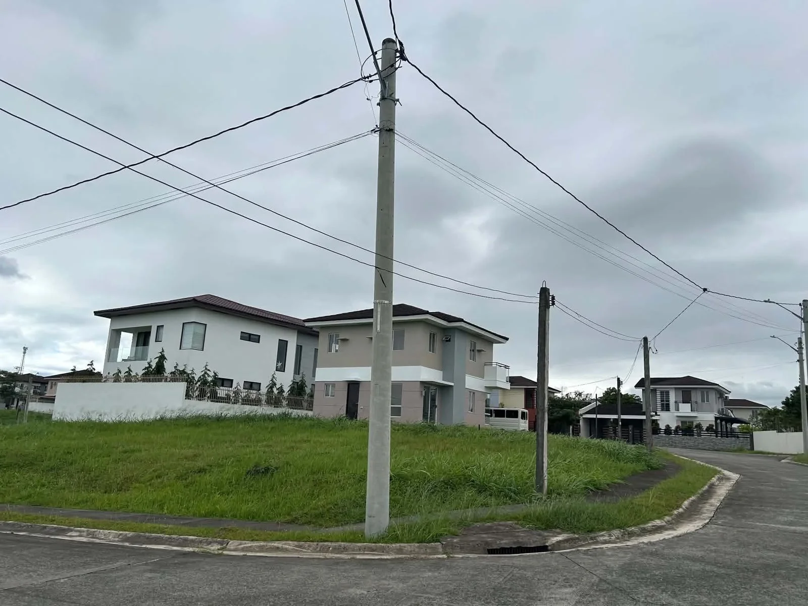 Hillcrest | Lot for Sale in Laguna