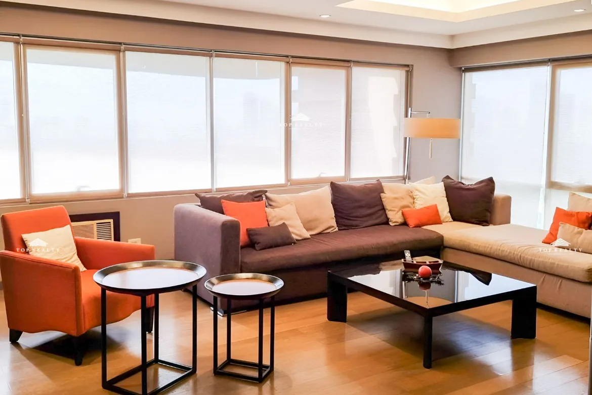 Fully Furnished 1 Bedroom Condo for Rent at Fairways Tower BGC