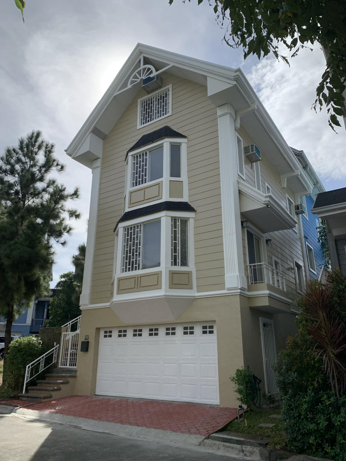 La Posada Village | 3BR 177sqm House & Lot for Rent in Muntinlupa City