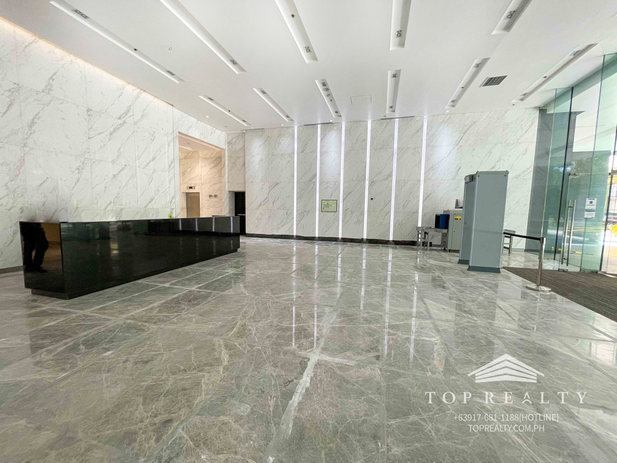 Alveo Park Triangle Plaza | 268sqm Office Space for Rent in Taguig City - Bgc