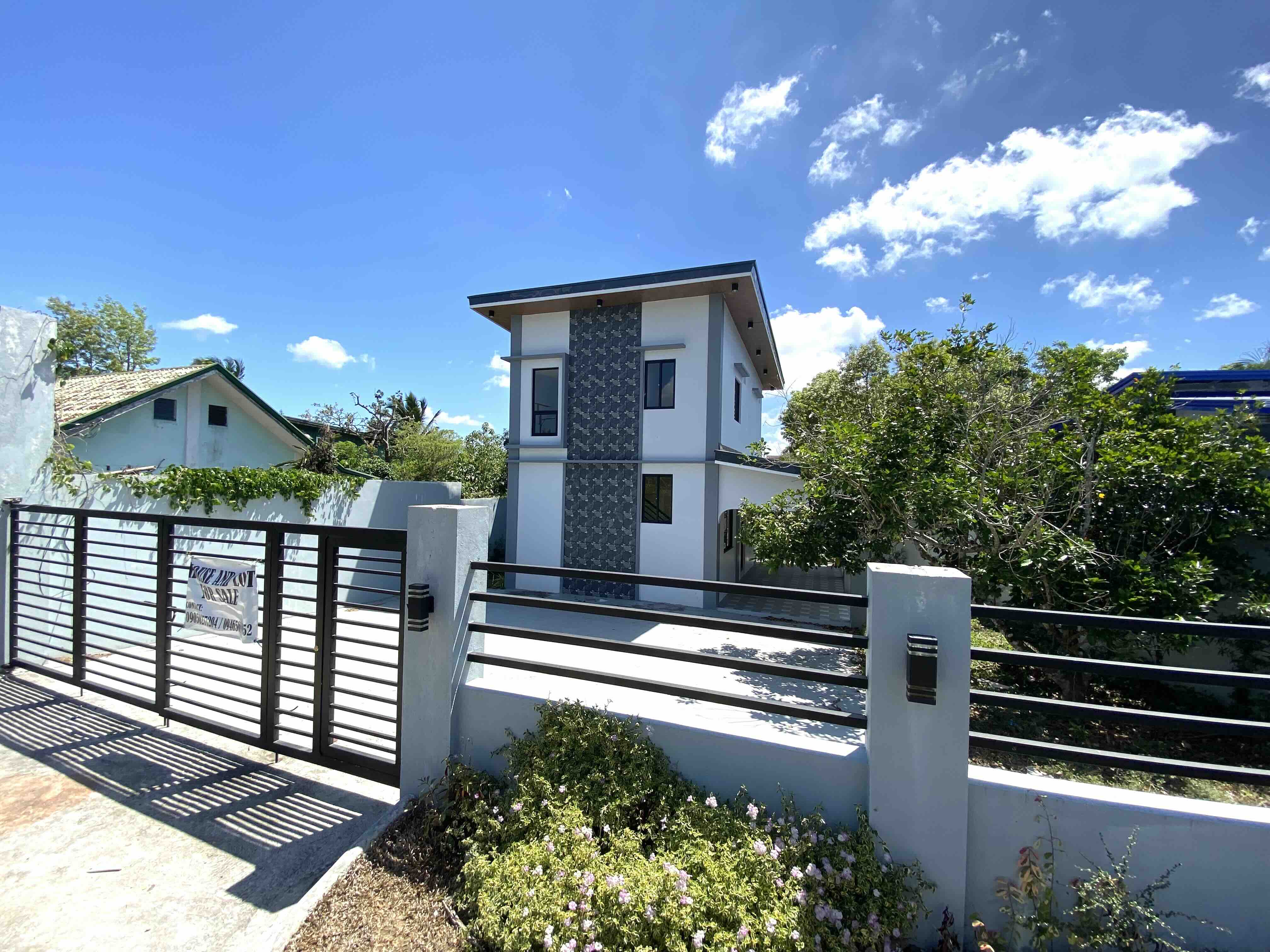 3BR 160sqm House & Lot for Sale in Amadeo