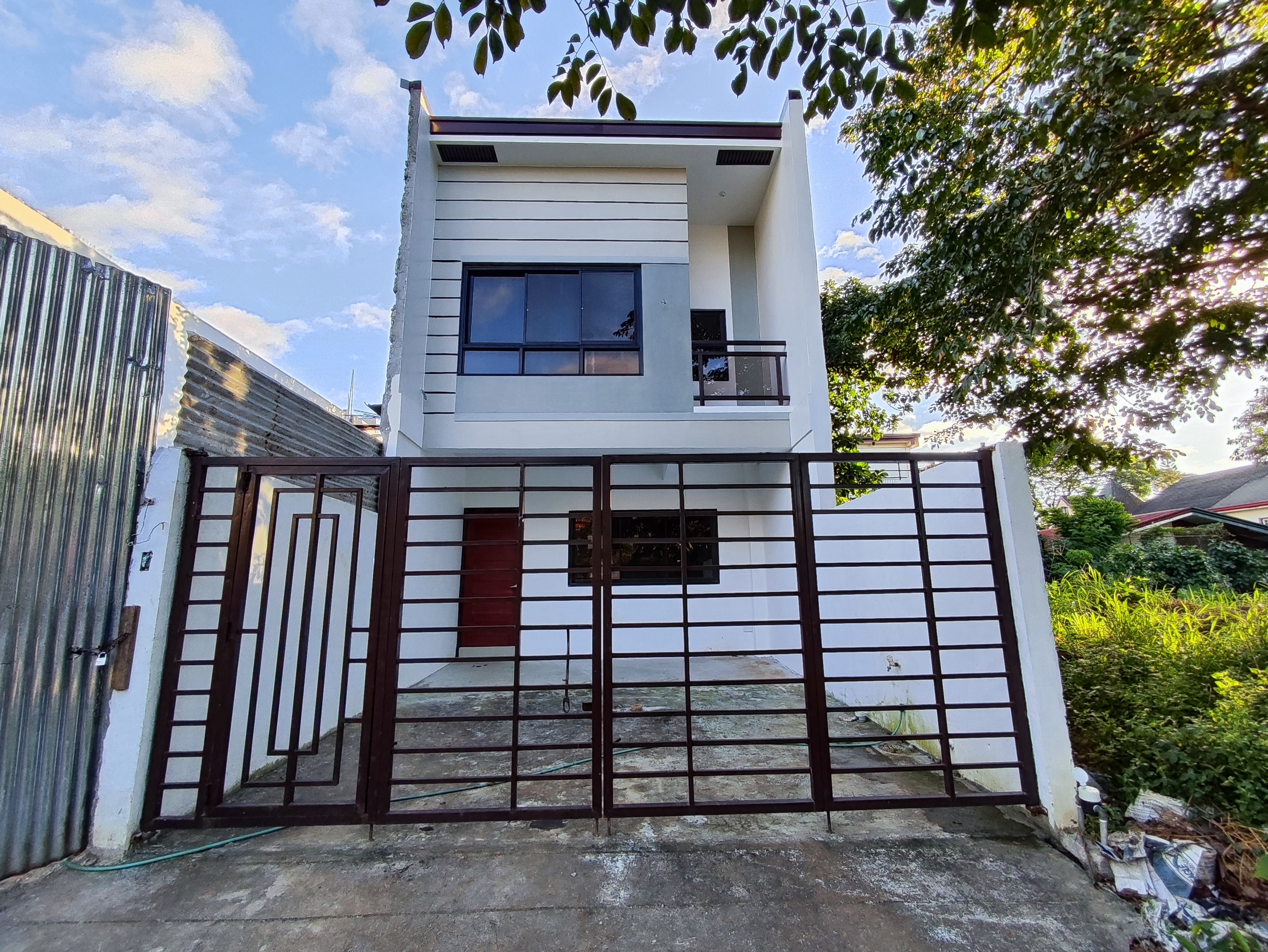 For Sale! Preselling Townhouse in Fairmont Park Subd near SM Fairview -AJCF