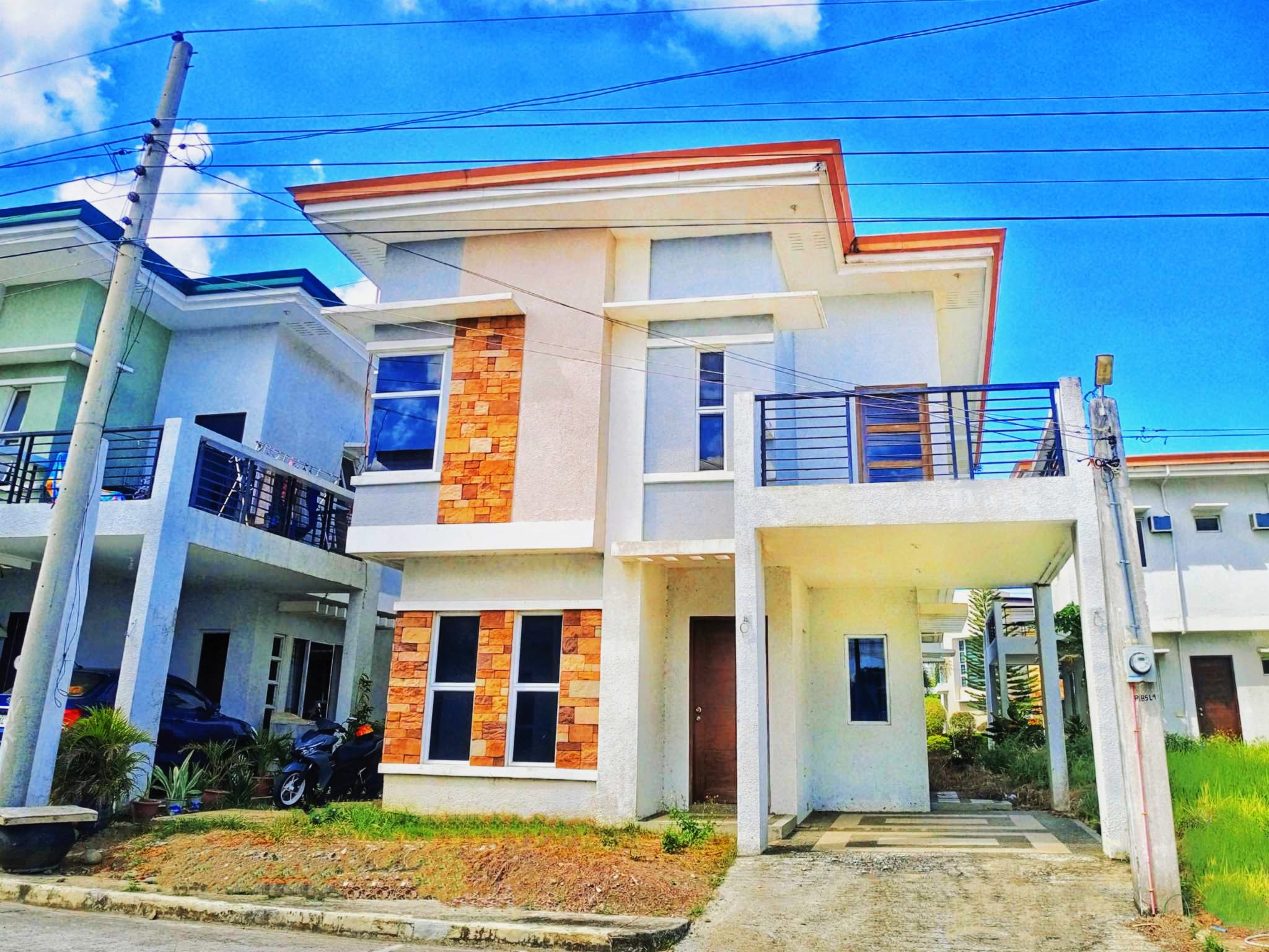 FOR SALE! 3BR House & Lot for Sale in Brgy Bata Bacolod City-AP