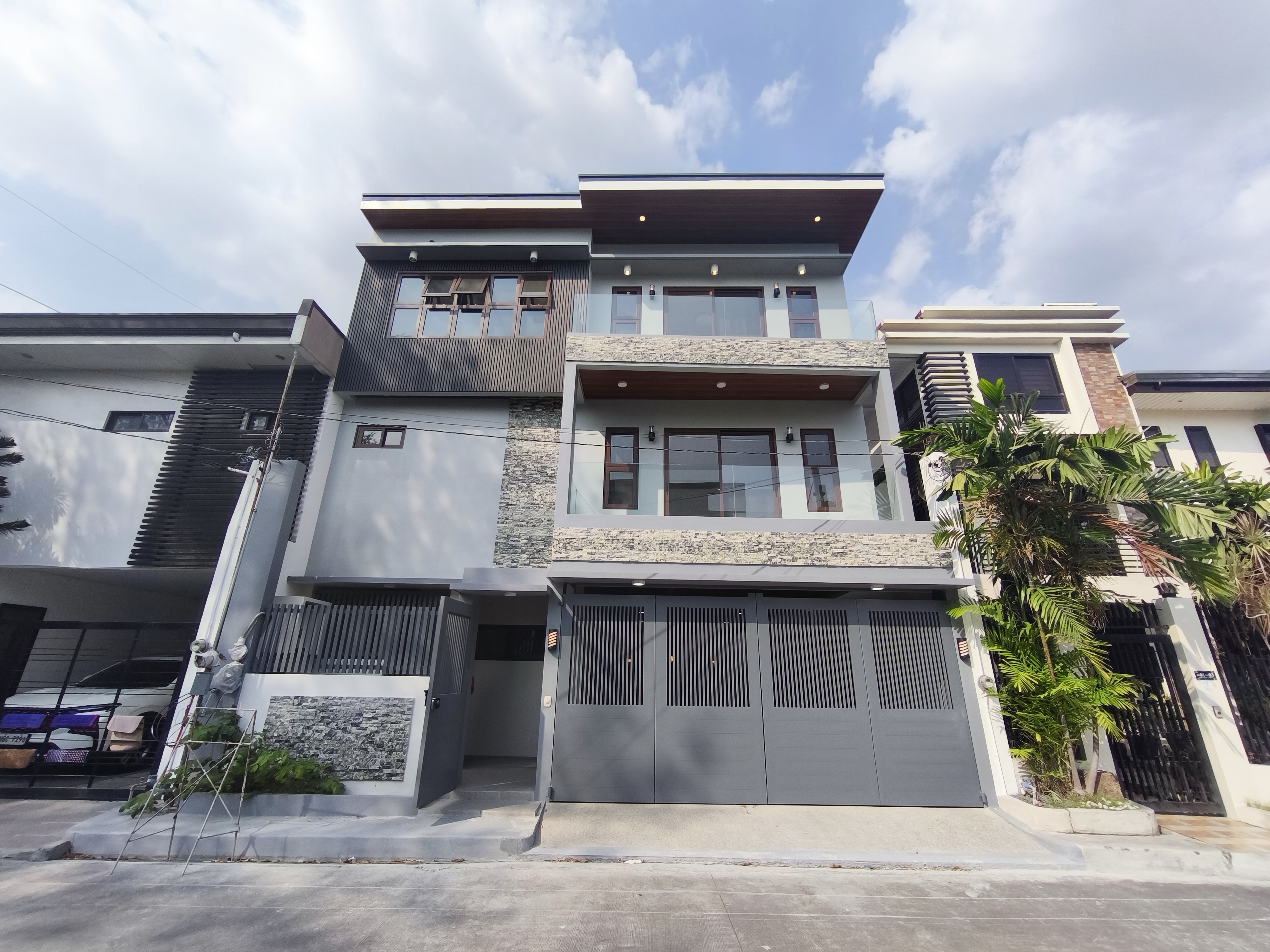 Brandnew Modern House and Lot for Sale in Pasig 3Storey with Pool-MD