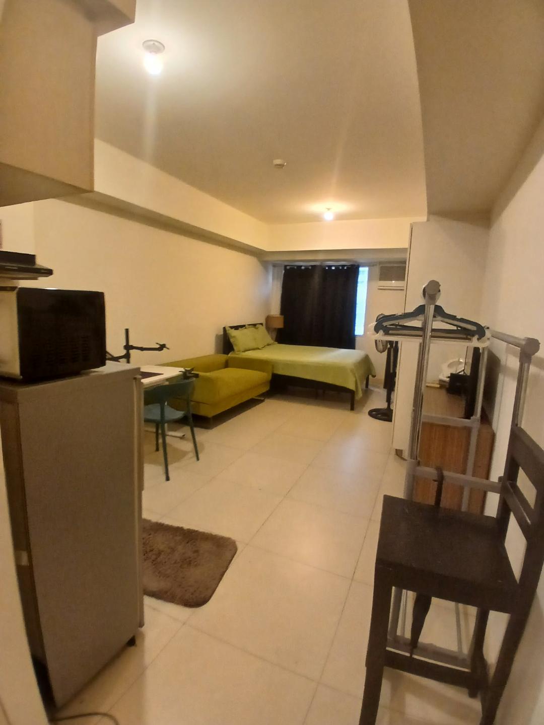 Laura Caasi — live AgentSpace profile on Housal