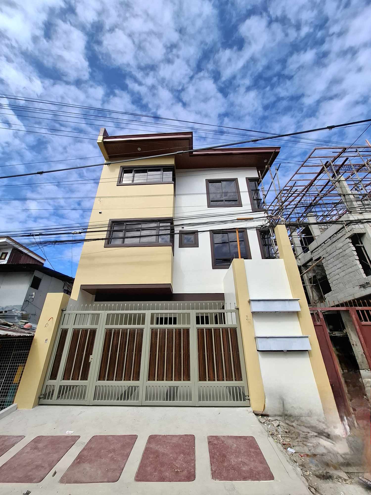 For Sale! Brandnew Coumpound Type Townhouse in West Fairview near Fairlane -AJCF