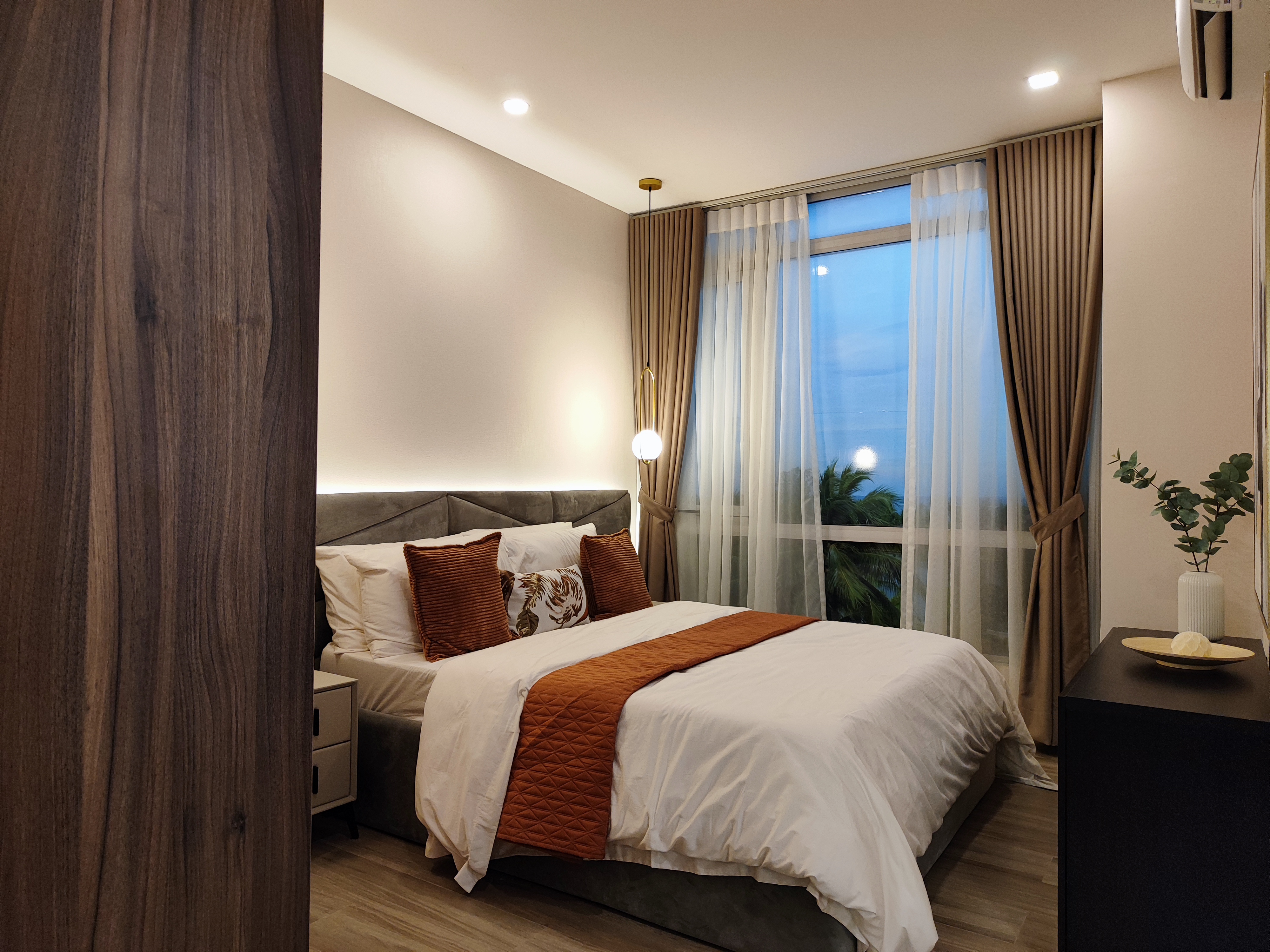 For Sale 1 Bedroom Condominium Unit Near the Sea Located in Balibago Calatagan Batangas - RAS