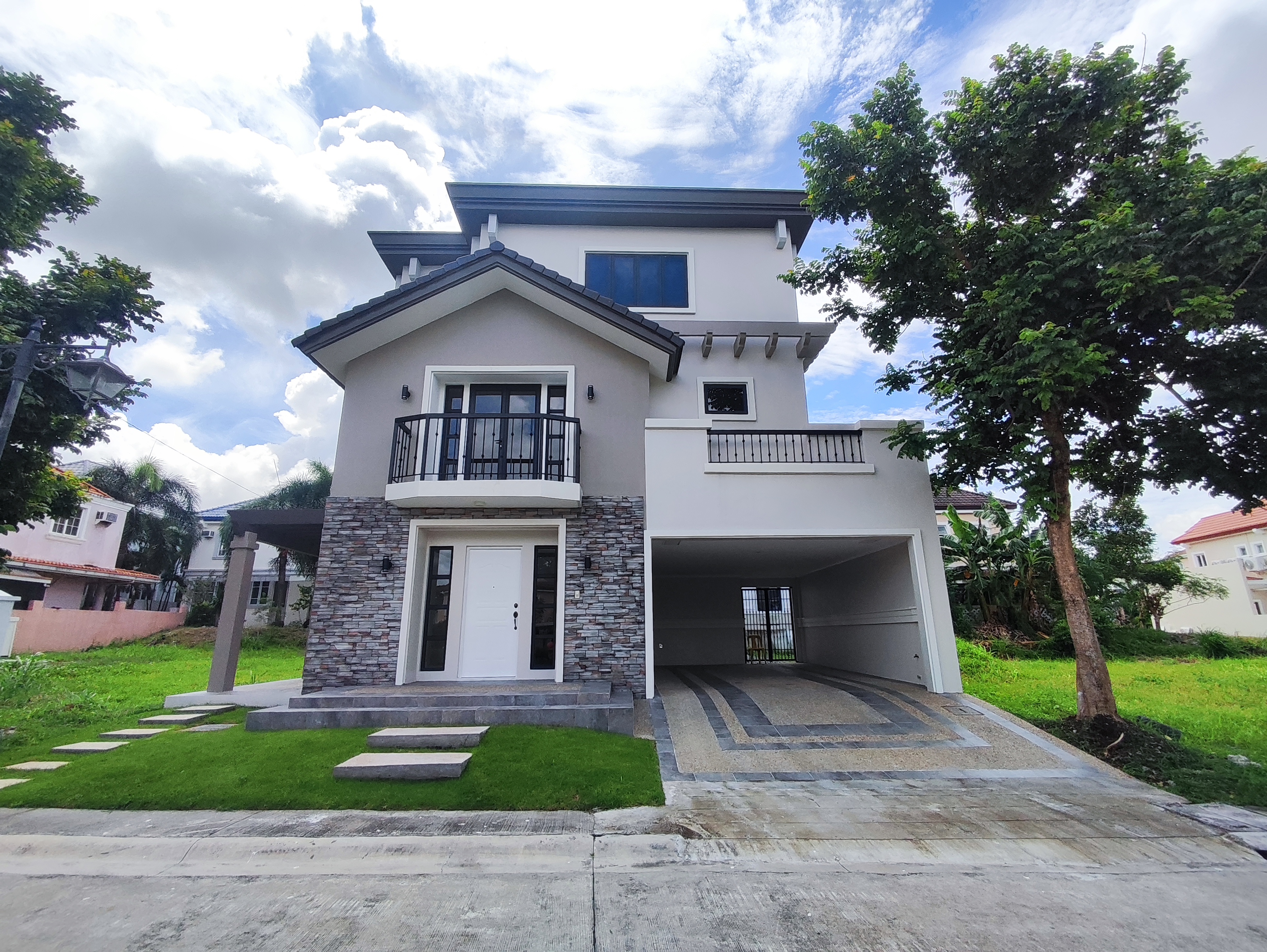 Three Storey Modern Elegant House and Lot for Sale near Daang Hari Road-MD 