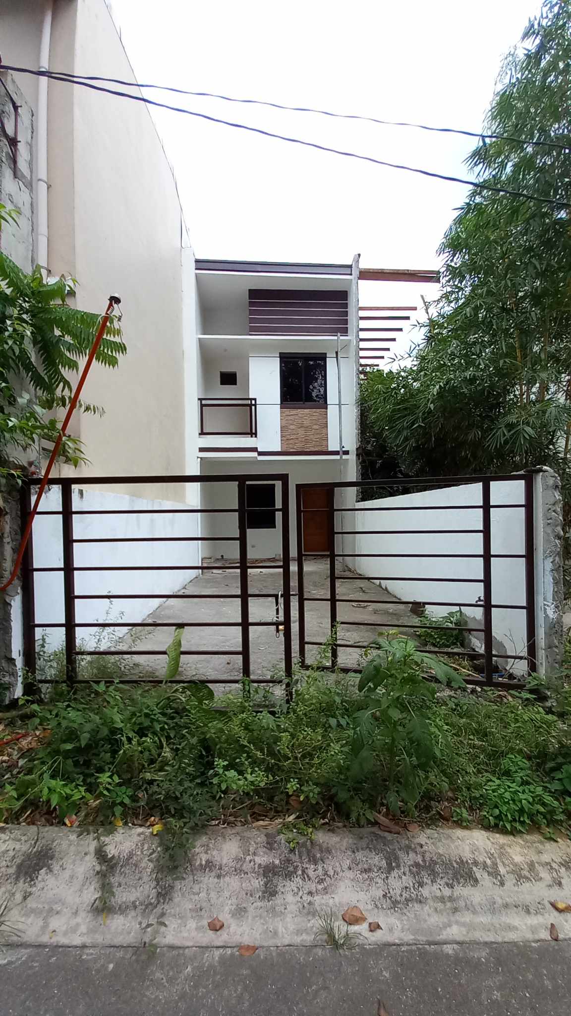 Cagayan Valley real estate — For Sale Ideal Subdivision 2 Car Garage Brandnew Townhouse 8.4M -AJC