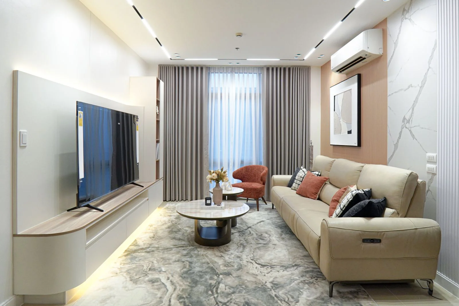 West Gallery Place | 2BR 92sqm Condo for Rent in Taguig City - Bgc
