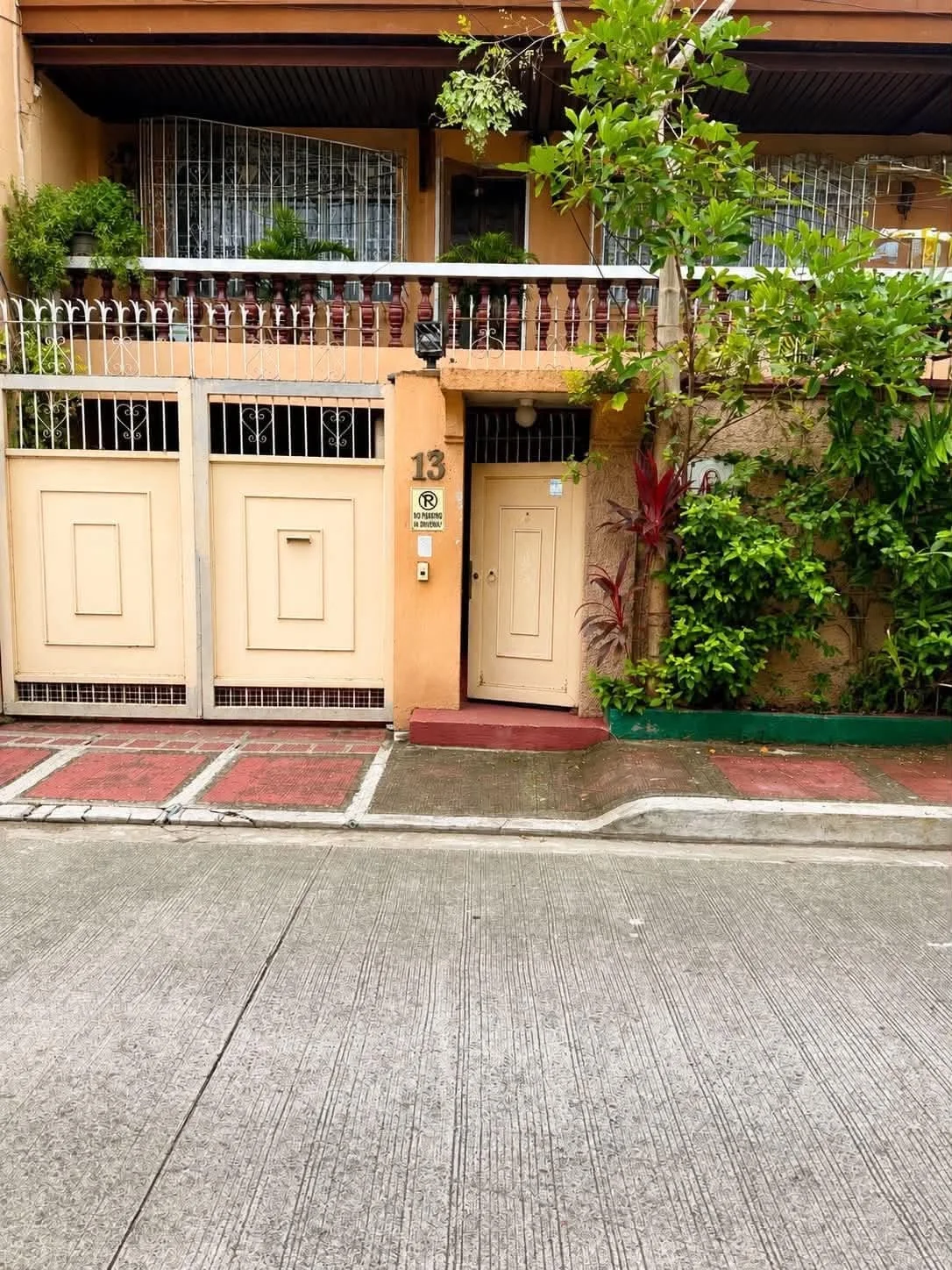 Na | 5BR 500sqm House & Lot for Sale in Quezon City