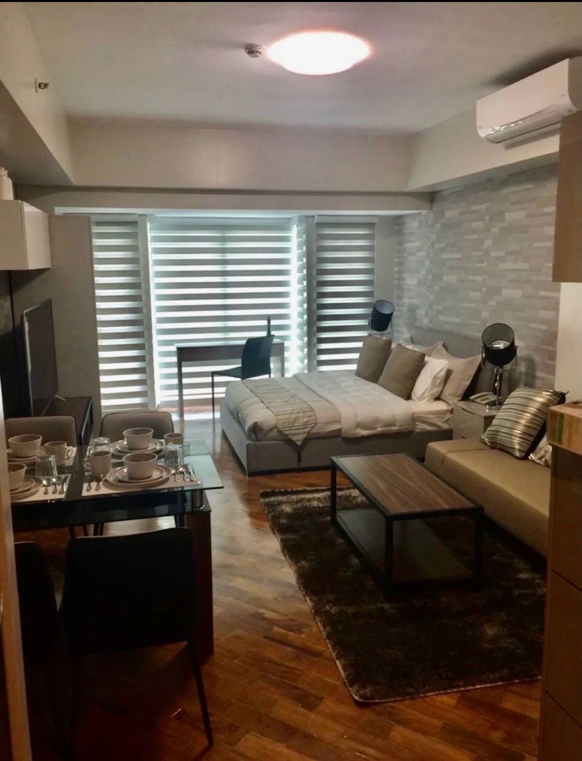Manansala | Studio 40sqm Condo for Rent in Makati City - Rockwell