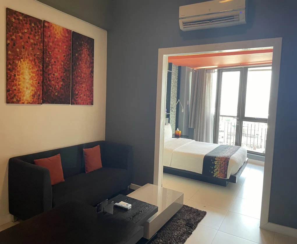 Kl Tower | 1BR 43sqm Condo for Sale in Makati City