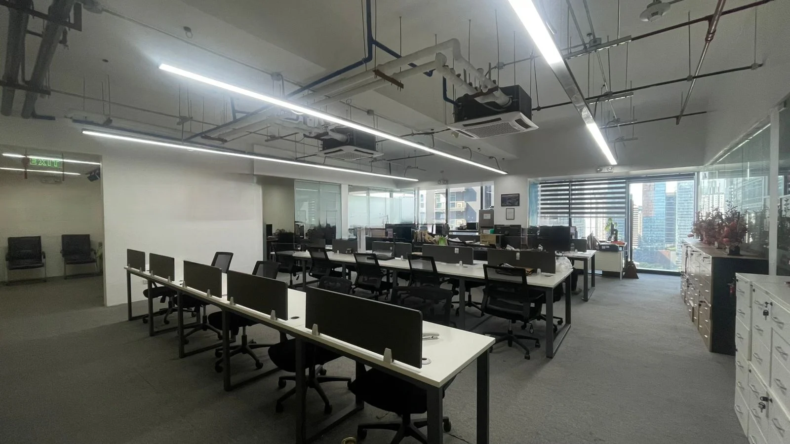 High Street South Corporate Plaza | 190sqm Office Space for Rent in Taguig City - Bgc
