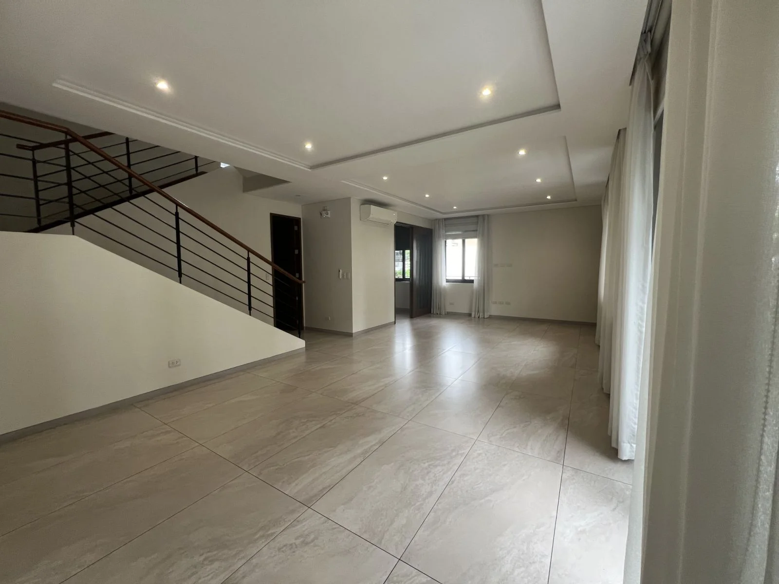 Mckinley Hill Village | 5BR 570sqm House & Lot for Rent in Taguig City - Mckinley