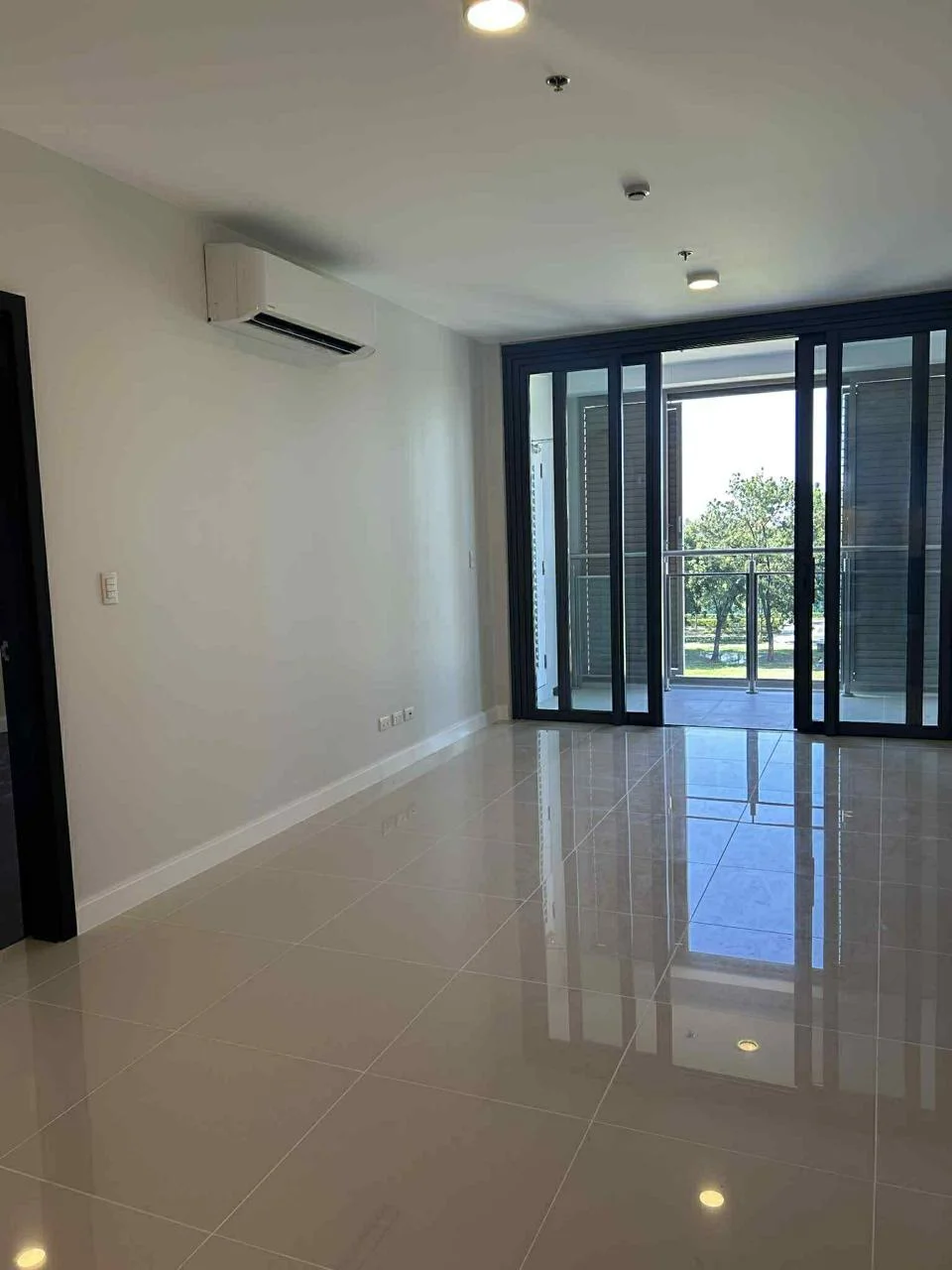 Arbor Lanes | 1BR 68sqm Condo for Sale in Taguig City - Arca South
