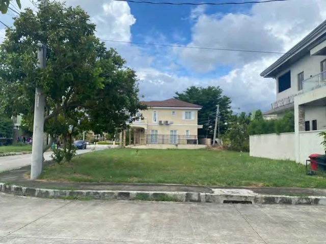 Grand Forbes Village | Lot for Sale in Cavite