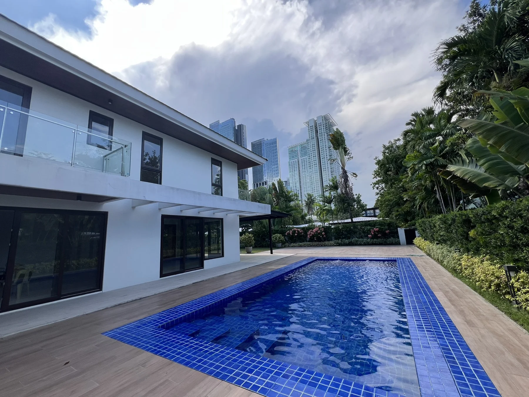 Urdaneta Village | 4BR 640sqm House & Lot for Rent in Makati City