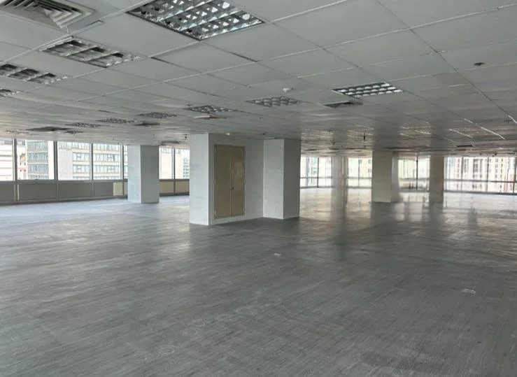 The World Centre | 400sqm Office Space for Rent in Makati City - Salcedo Village