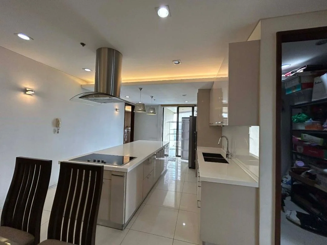 Skyway Twin Towers | 3BR 219sqm Condo for Rent in Pasig City