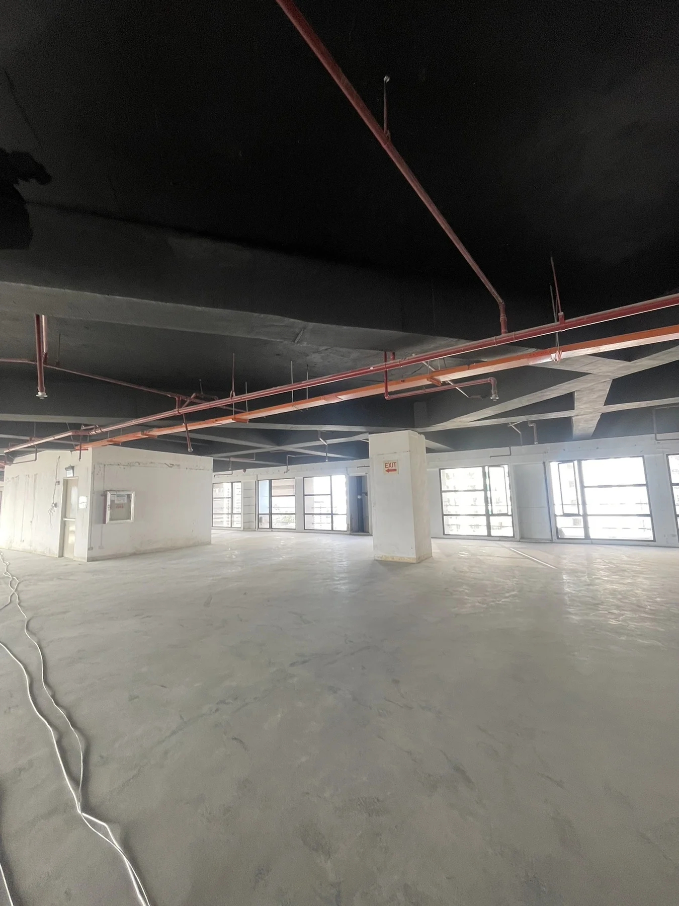 Sun Plaza Bldg. | 831sqm Office Space for Rent in Mandaluyong City