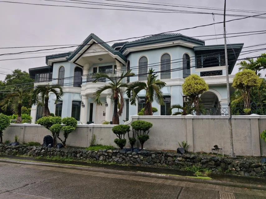 Ayala Alabang Village | 5BR 495sqm House & Lot for Sale in Muntinlupa City