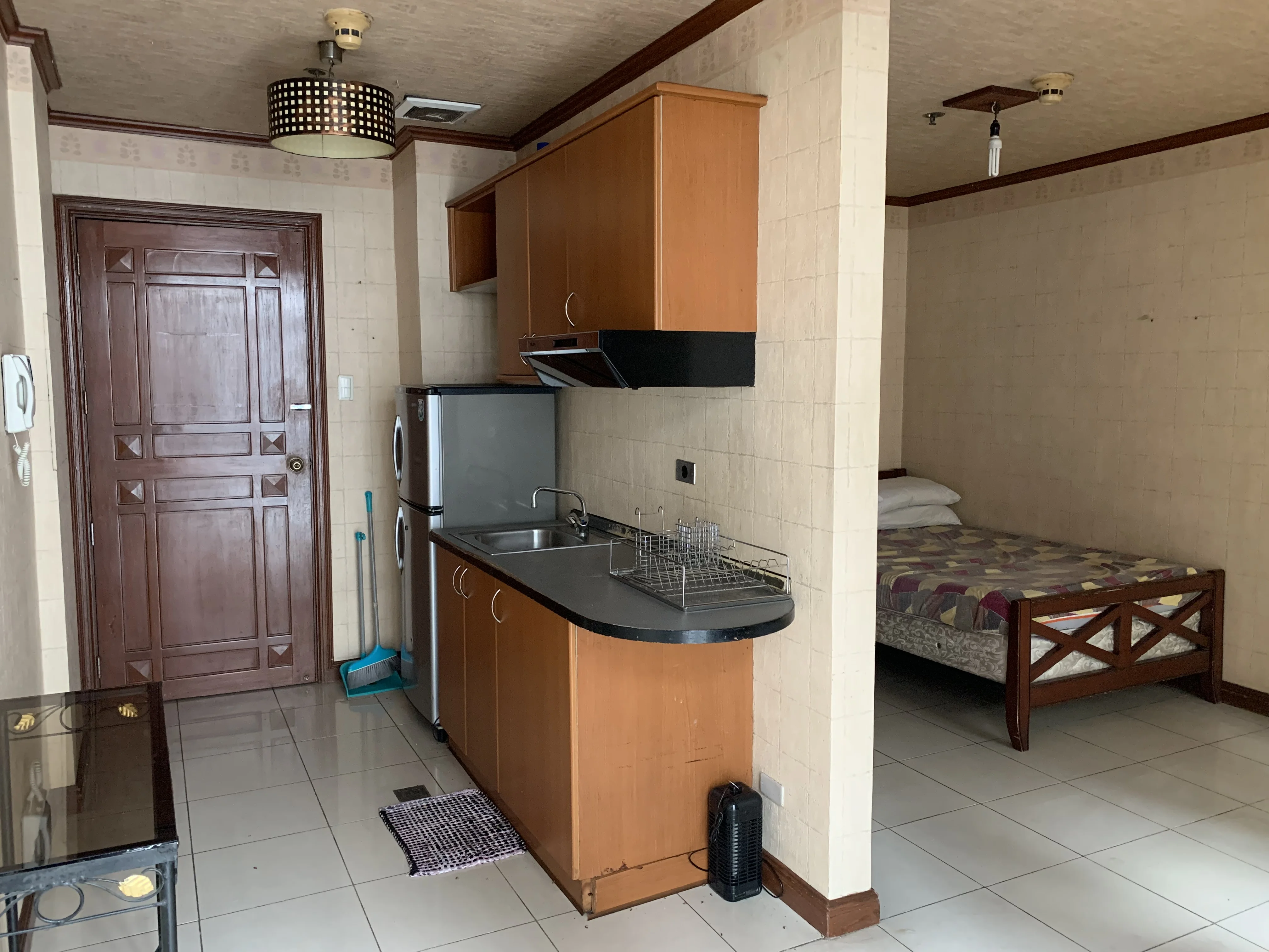 Antel Platinum Tower | Studio 33sqm Condo for Sale in Makati City