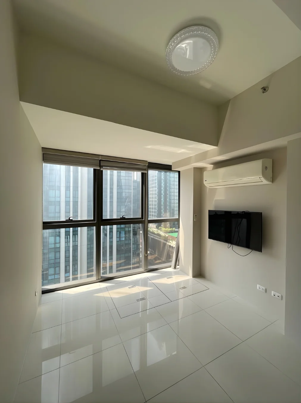 Uptown Ritz Residence | 2BR 79sqm Condo for Rent in Taguig City - Bgc