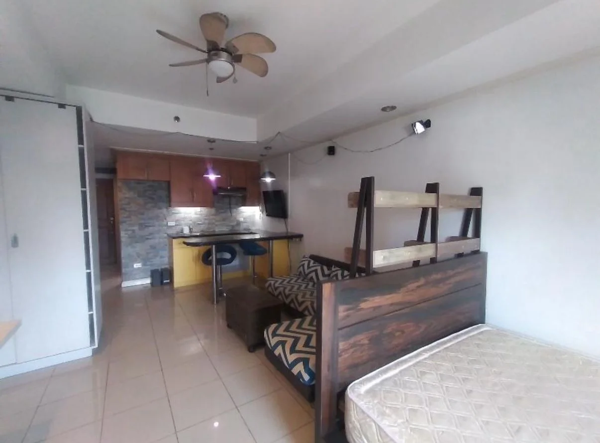 The Robinsons Place Residences | Studio 40sqm Condo for Sale in City Of Manila