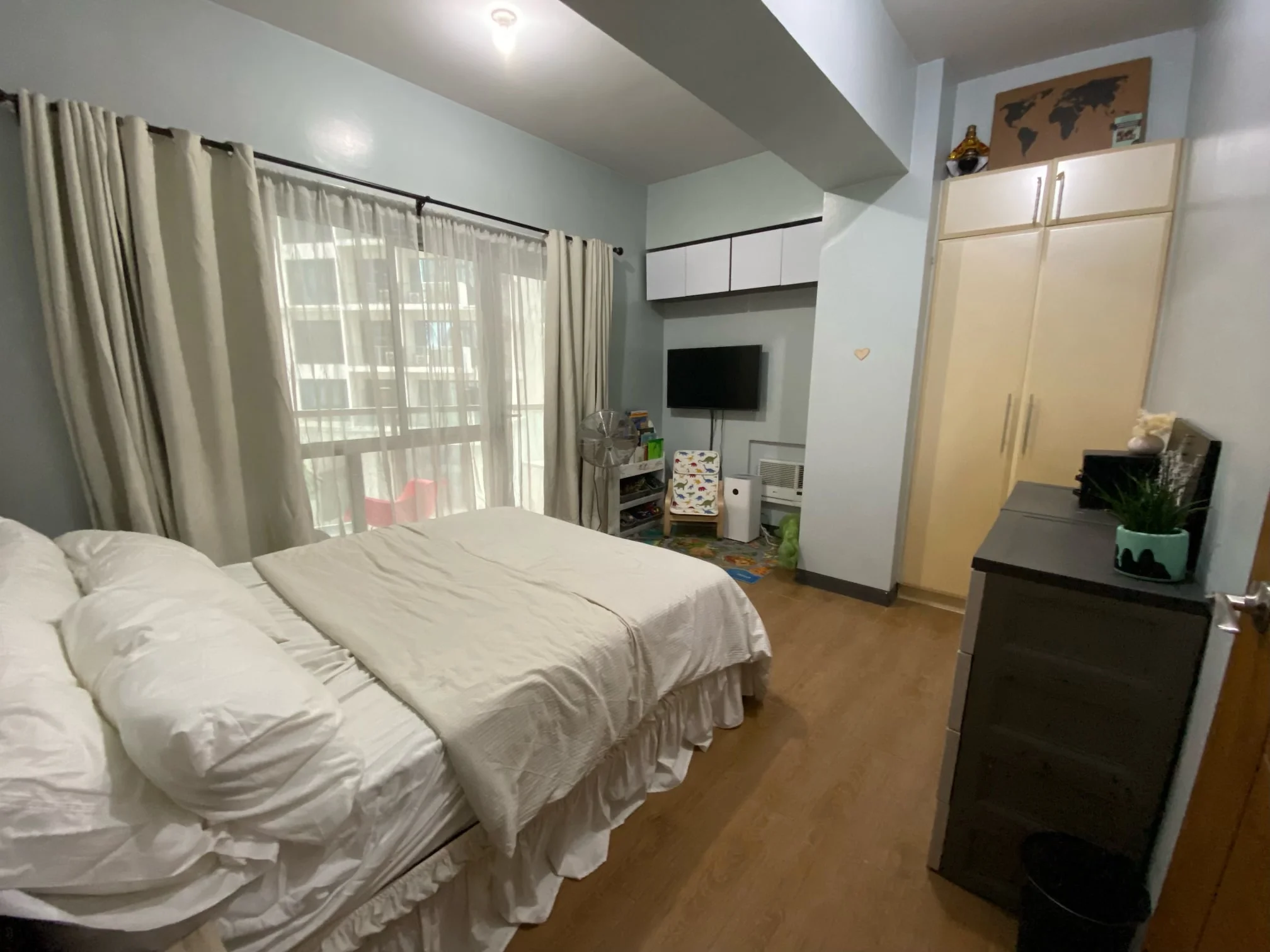 Morgan Suites - Mckinley Hill | 1BR 47sqm Condo for Sale in Taguig City - Mckinley