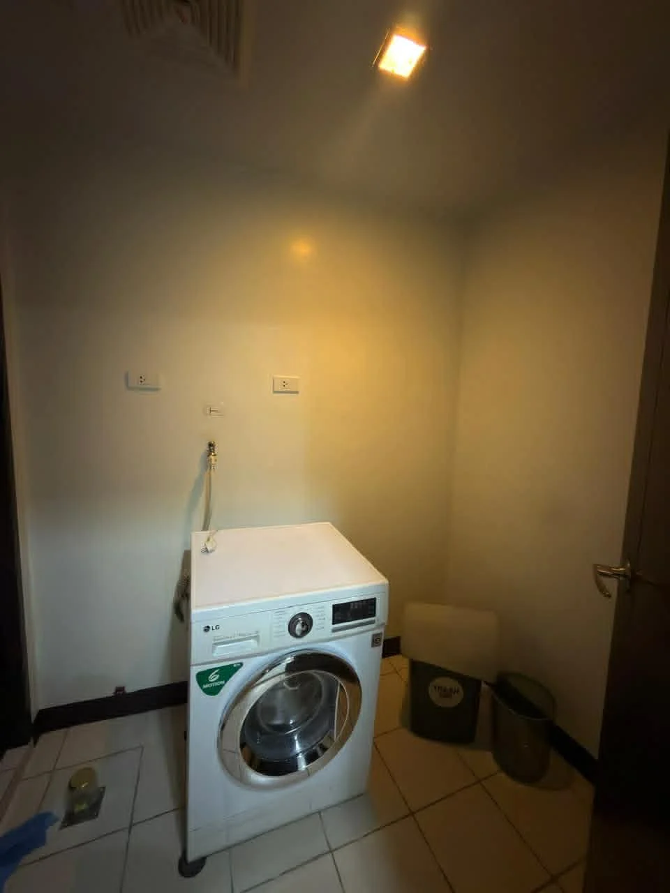 One Central | 1BR 47sqm Condo for Sale in Makati City - Salcedo Village