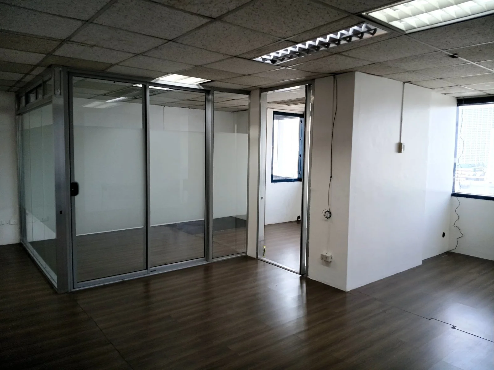 West Trade Center | 35sqm Office Space for Rent in Quezon City
