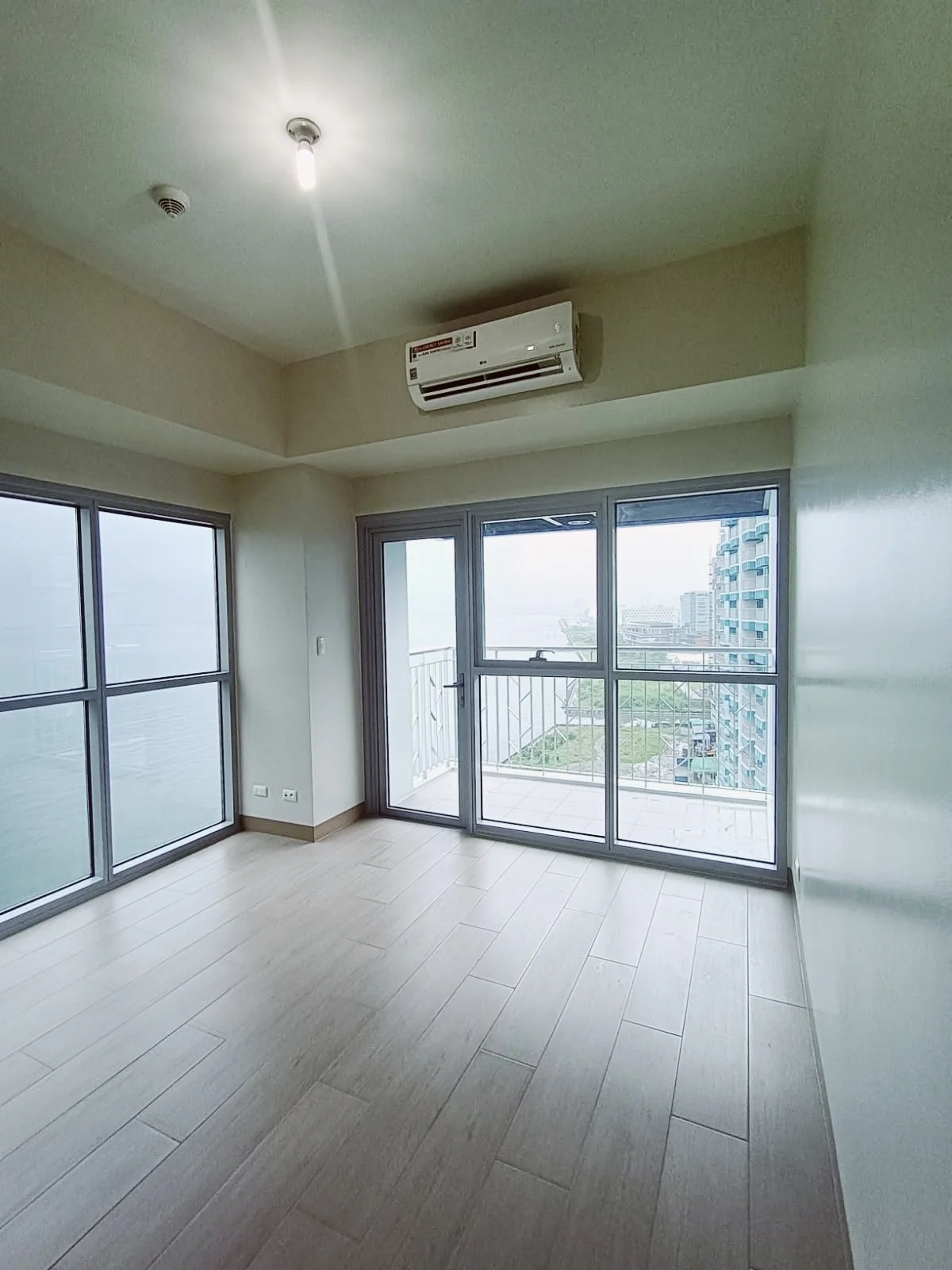 Bayshore Residential Resort 2 | 2BR 79sqm Condo for Sale in Pasay City