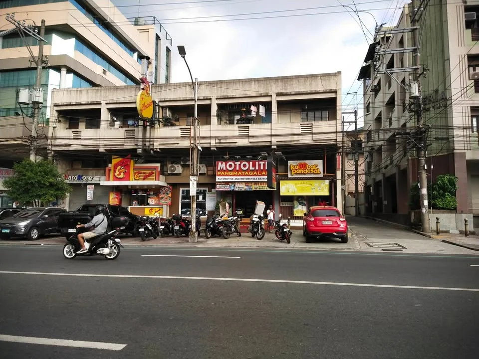 Commercial / Residential Property In Quezon City West Avenue | 250sqm Commercial Space for Sale in Quezon City
