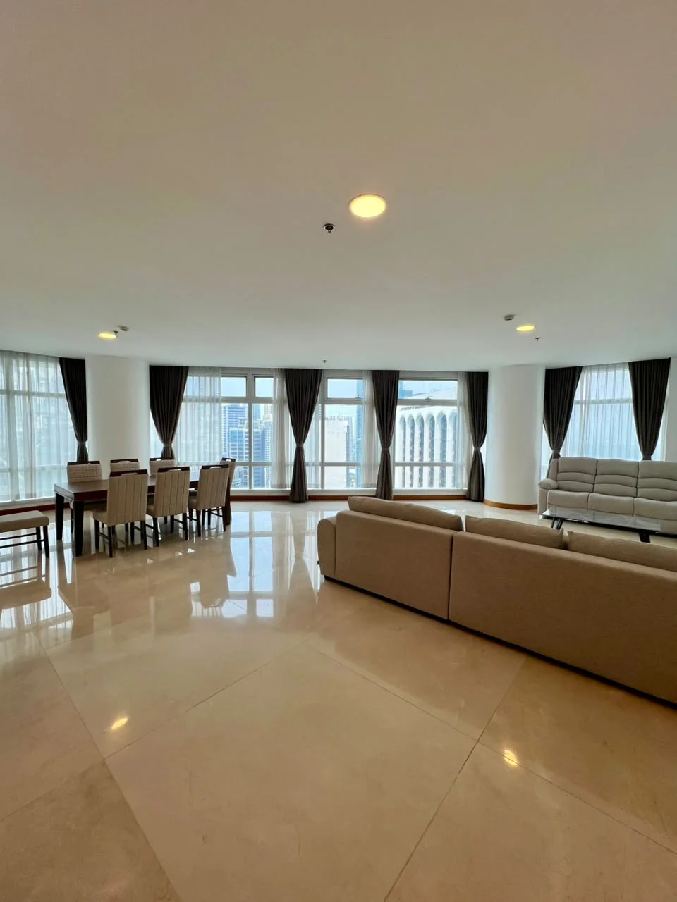 Two Roxas Triangle | 3BR 305sqm Condo for Rent in Makati City