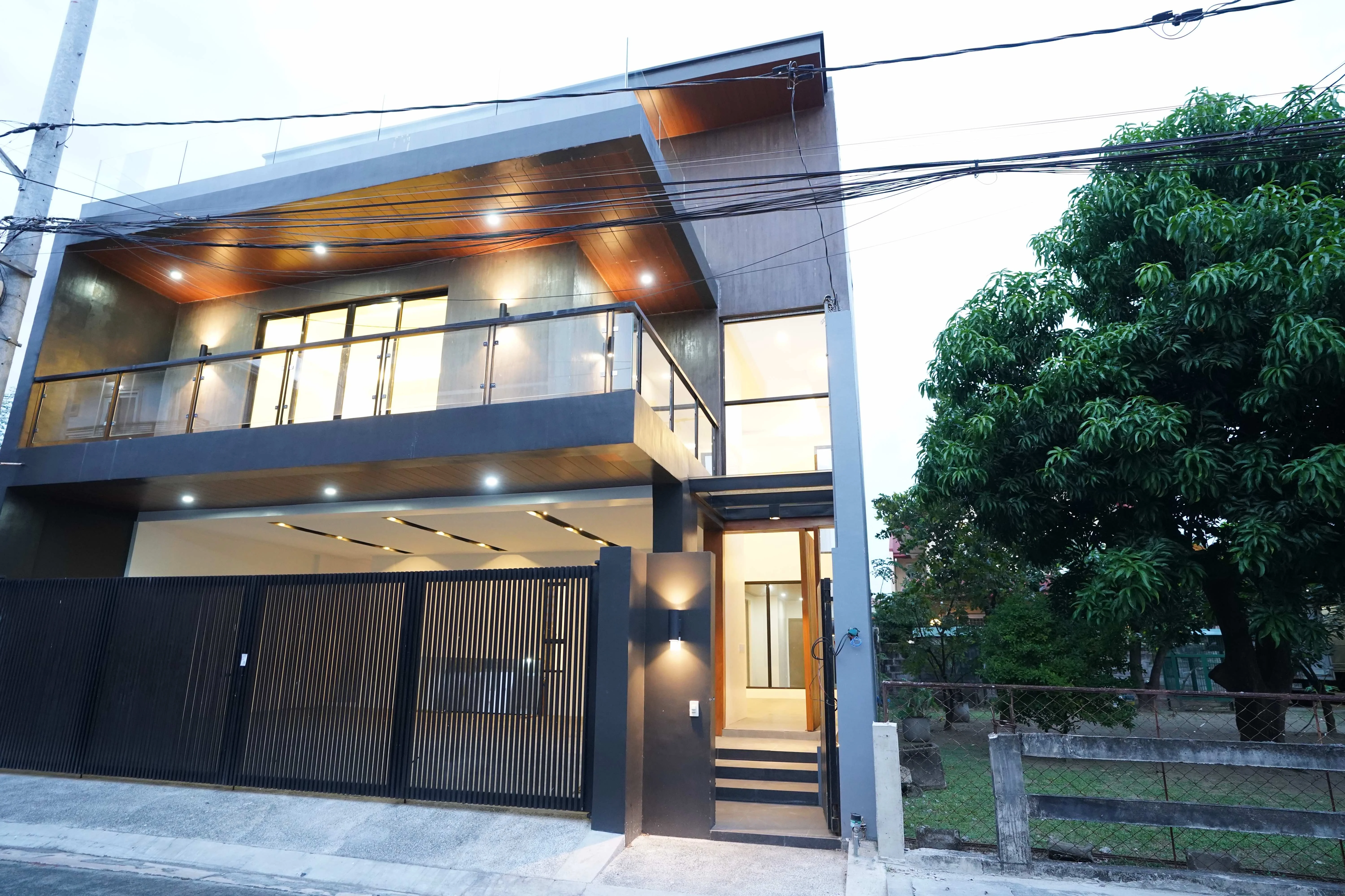 Greenwoods Executive Village | 6BR 400sqm House & Lot for Sale in Rizal