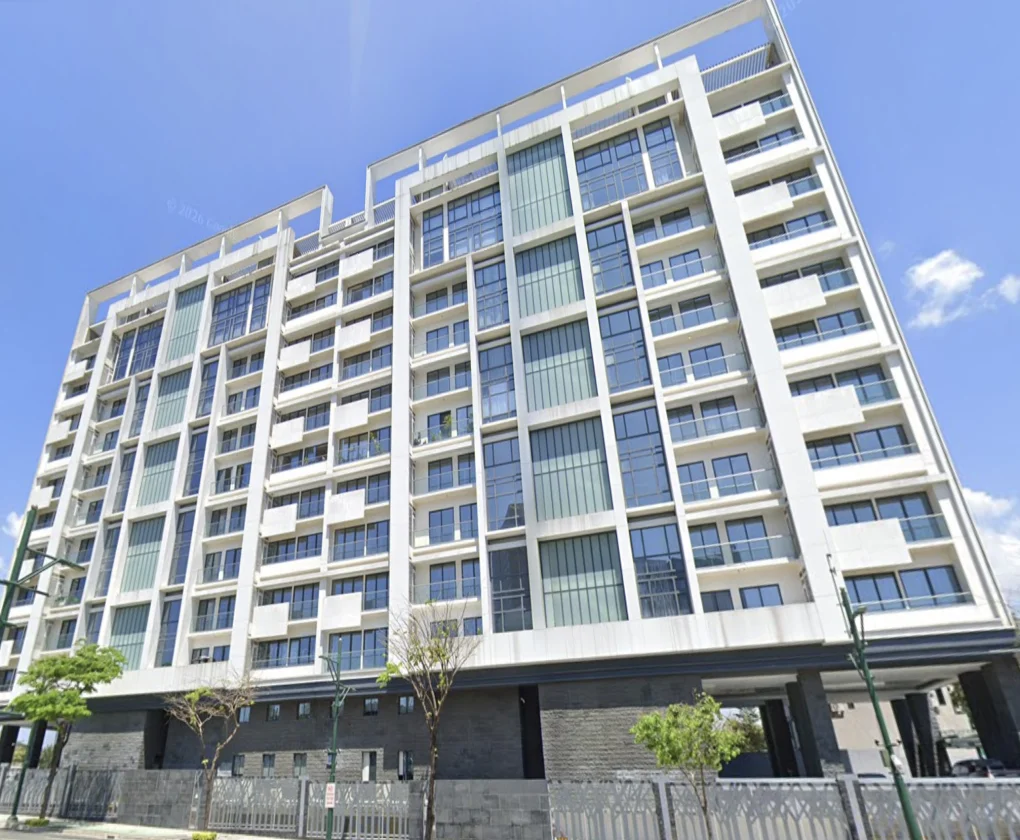 The Albany Luxury Residences | 4BR 349sqm Condo for Sale in Taguig City - Mckinley
