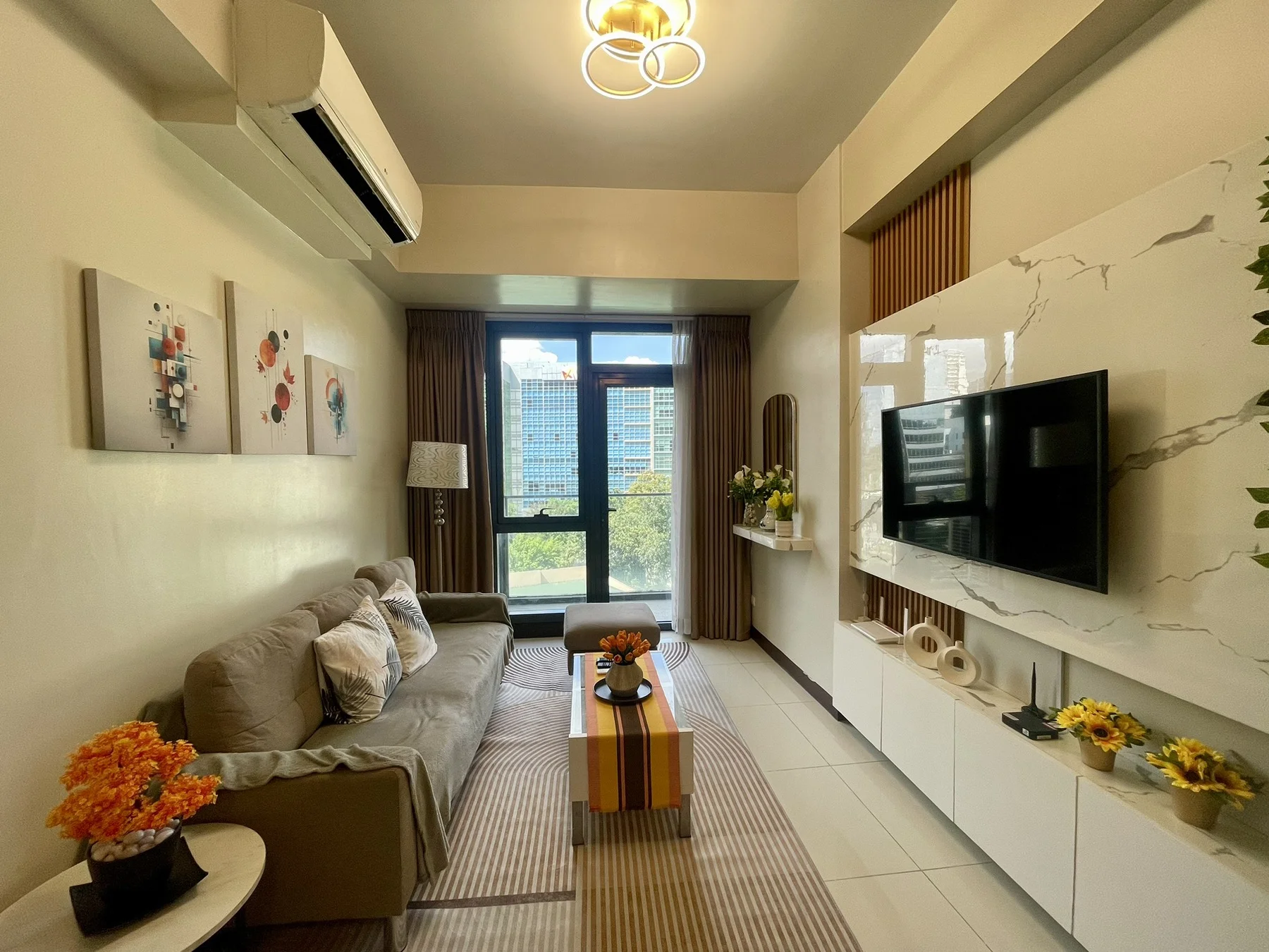 The Florence T1 | 1BR 43sqm Condo for Rent in Taguig City - Mckinley