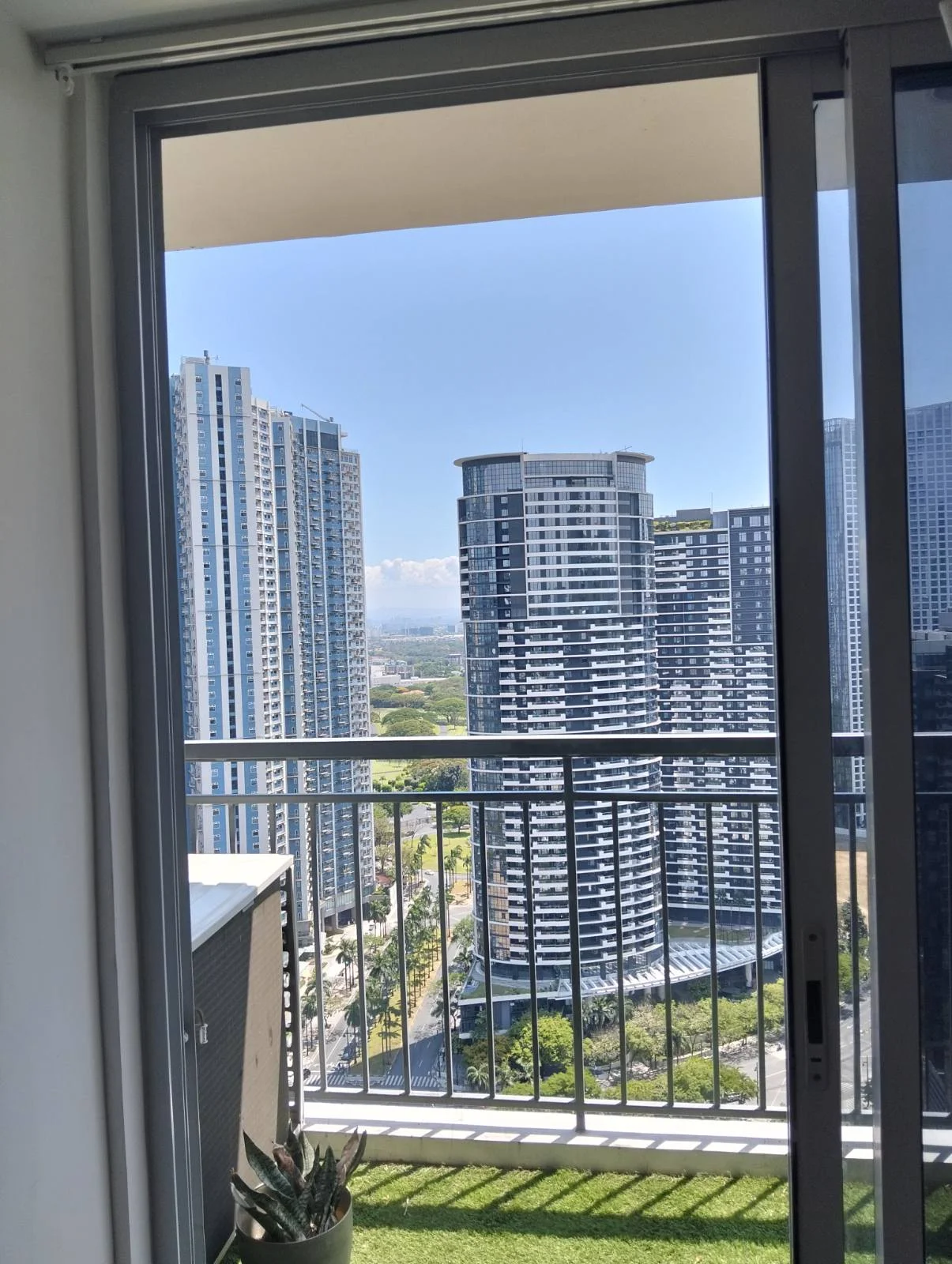 Verve | 3BR 128sqm Condo for Sale in Taguig City - Bgc