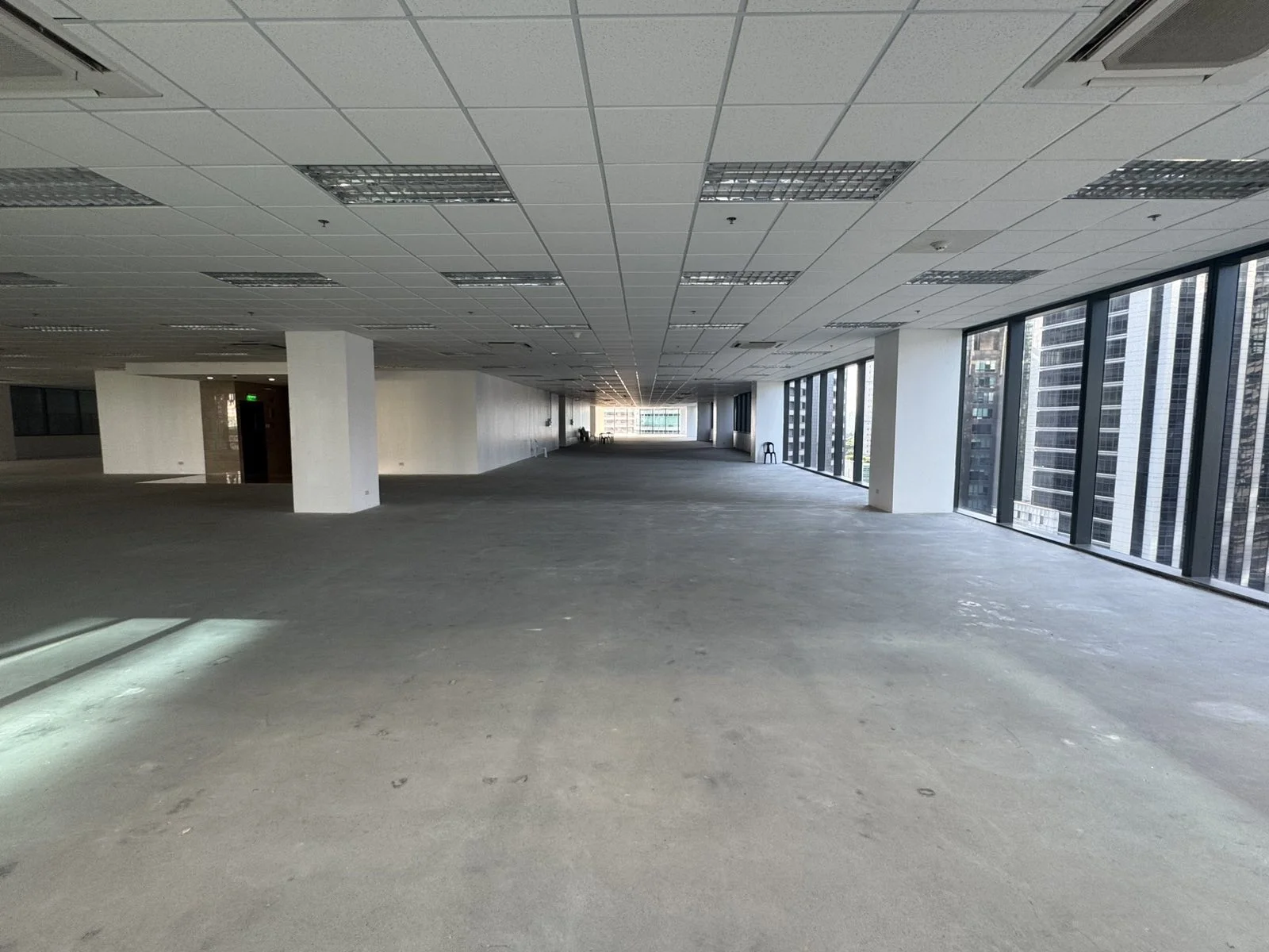 Milestone At Fifth Avenue | 541sqm Office Space for Rent in Taguig City - Bgc