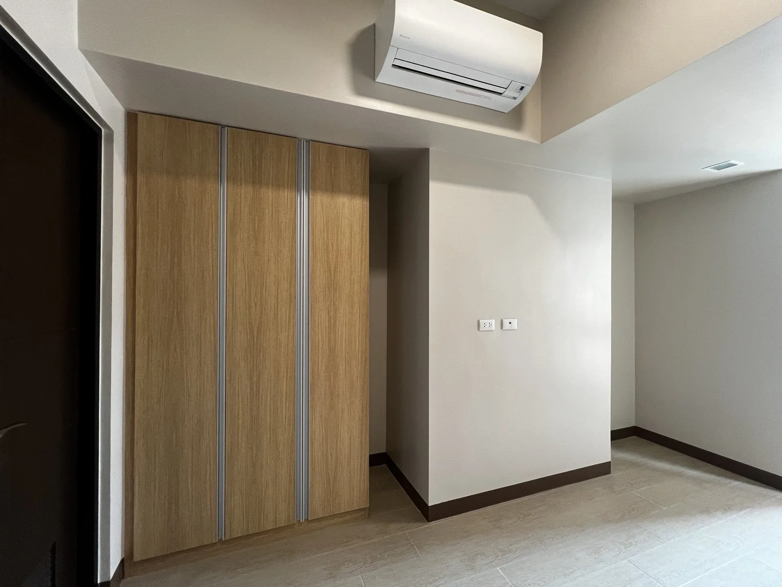 18 Avenue De Triomphe | 1BR 44sqm Condo for Sale in Pasig City