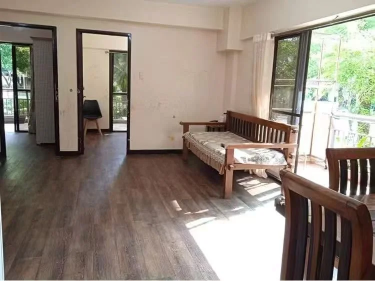 Royal Palm Residences Acacia Estates | 3BR 90sqm Condo for Sale in Taguig City