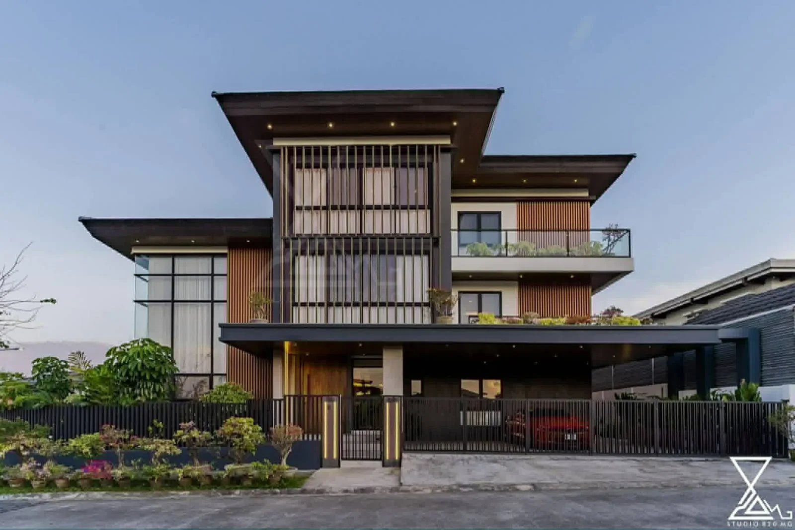 Phuket Mansions - Cavite | 8BR 818sqm House & Lot for Sale in Cavite