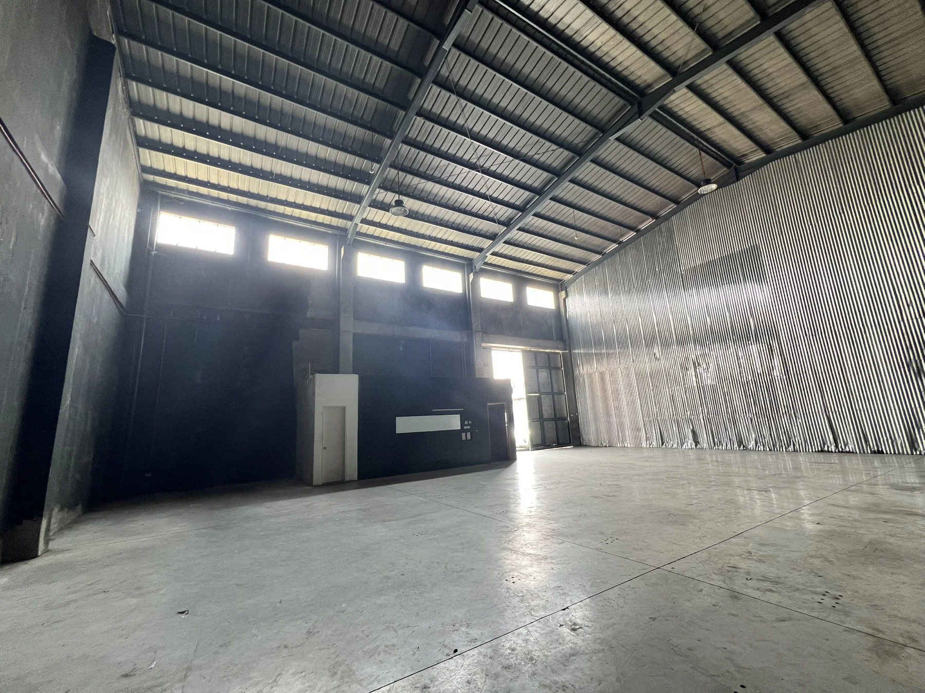 La Suerte 1 | 400sqm Warehouse for Rent in Rizal