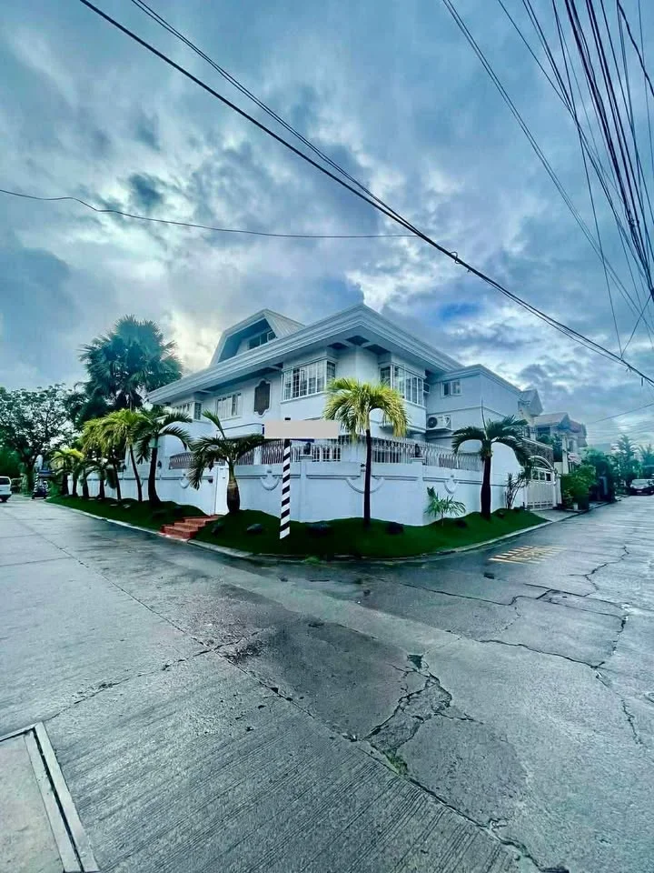 North Susana | 4BR 400sqm House & Lot for Sale in Quezon City