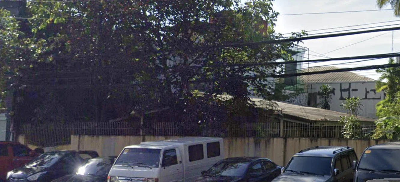 Residential Property Along Timog Avenue Quezon | 2BR 200sqm House & Lot for Sale in Quezon City