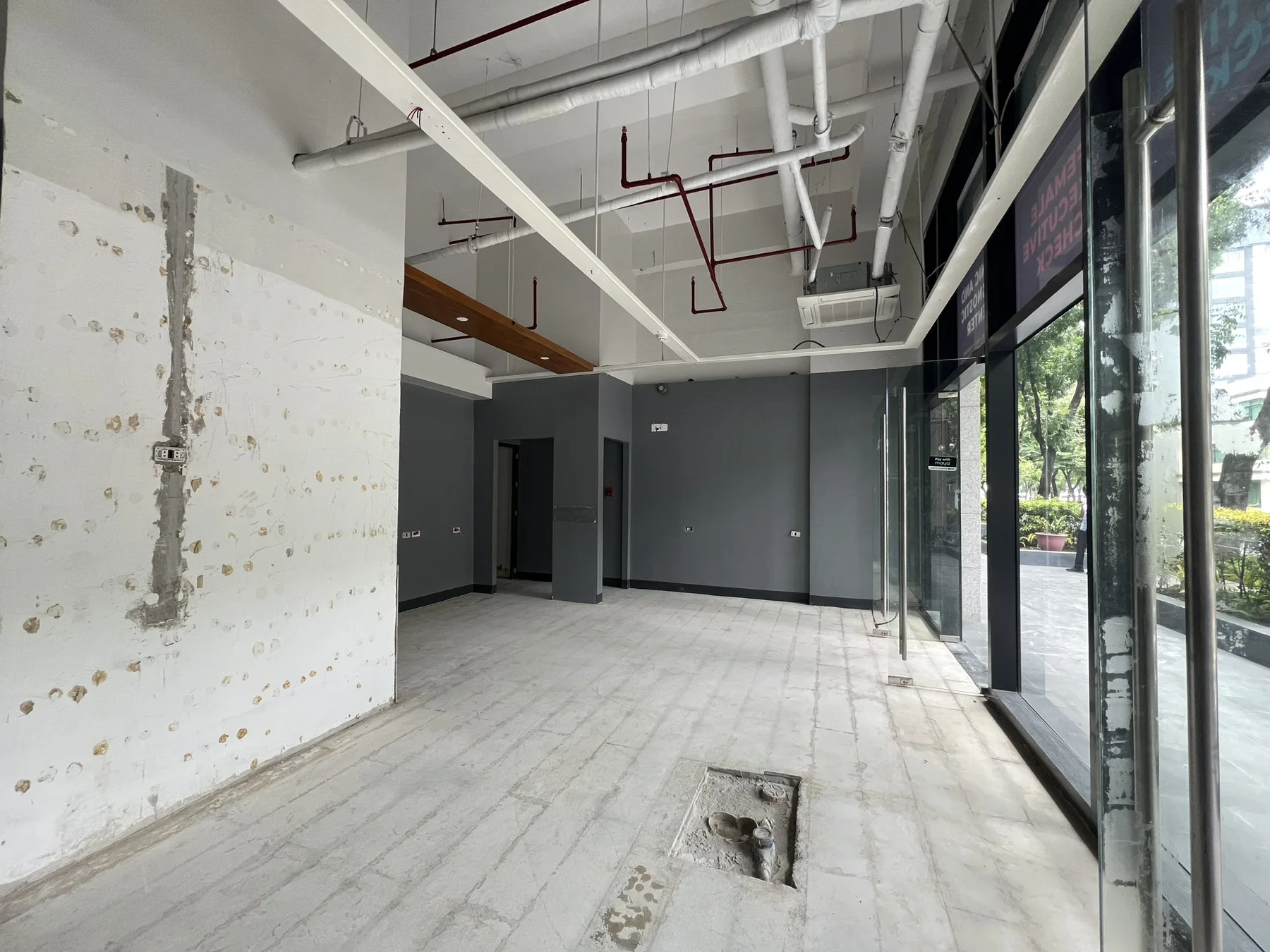 Southkey Hub 2 | 141sqm Commercial Space for Rent in Muntinlupa City