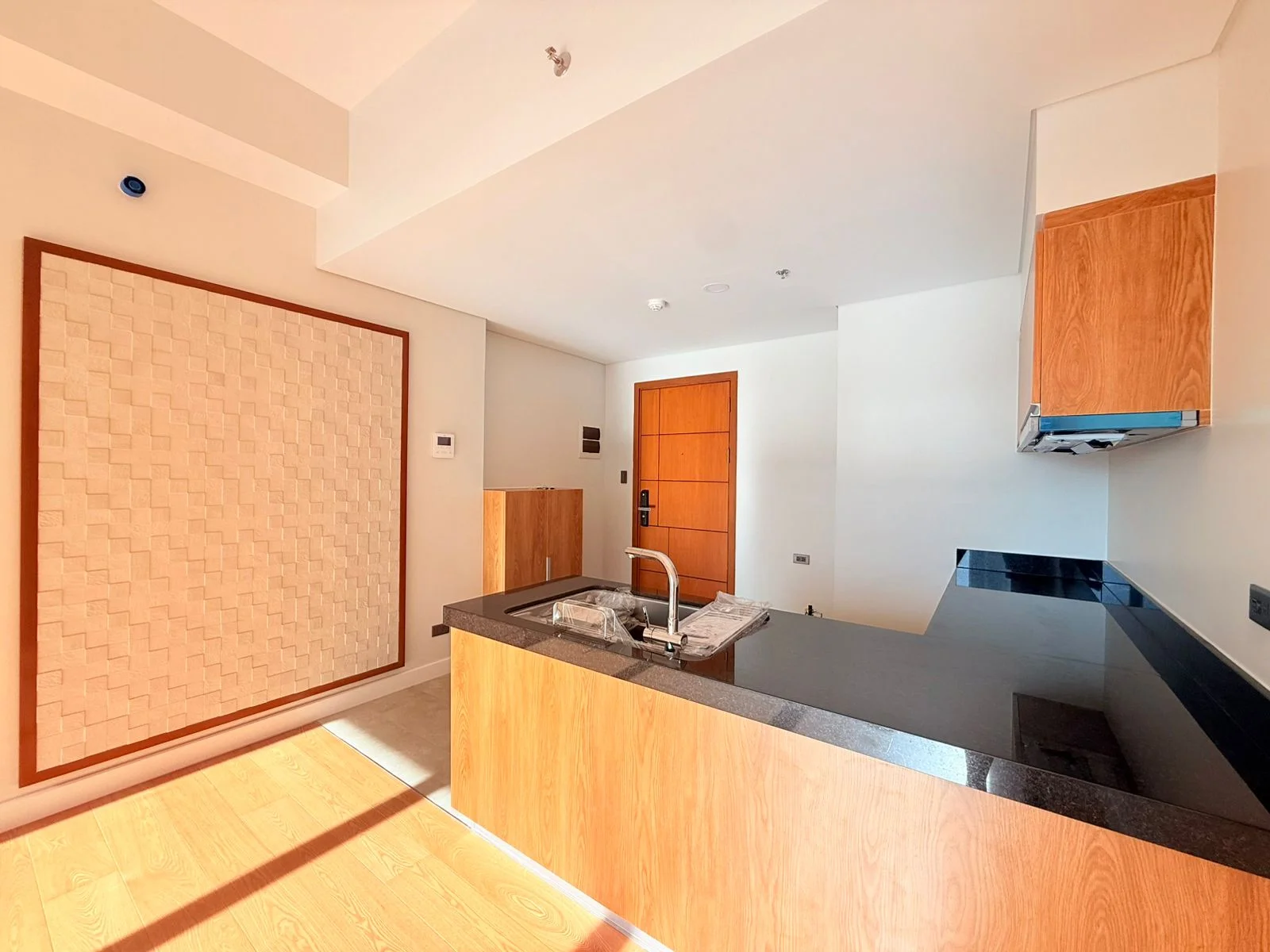 The Seasons Residences | 1BR 46sqm Condo for Sale in Taguig City - Bgc