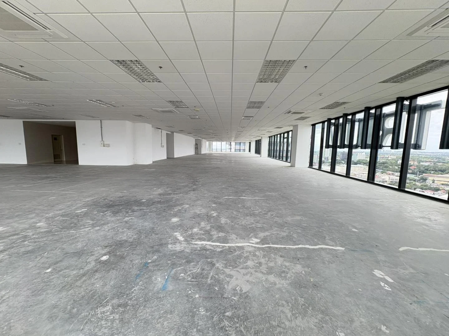 One Trium | 223sqm Office Space for Rent in Muntinlupa City